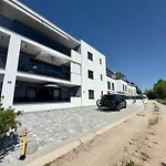アパート Vodice